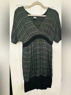 Rhapsody Gray & Black Striped V-Neck Tunic Dress